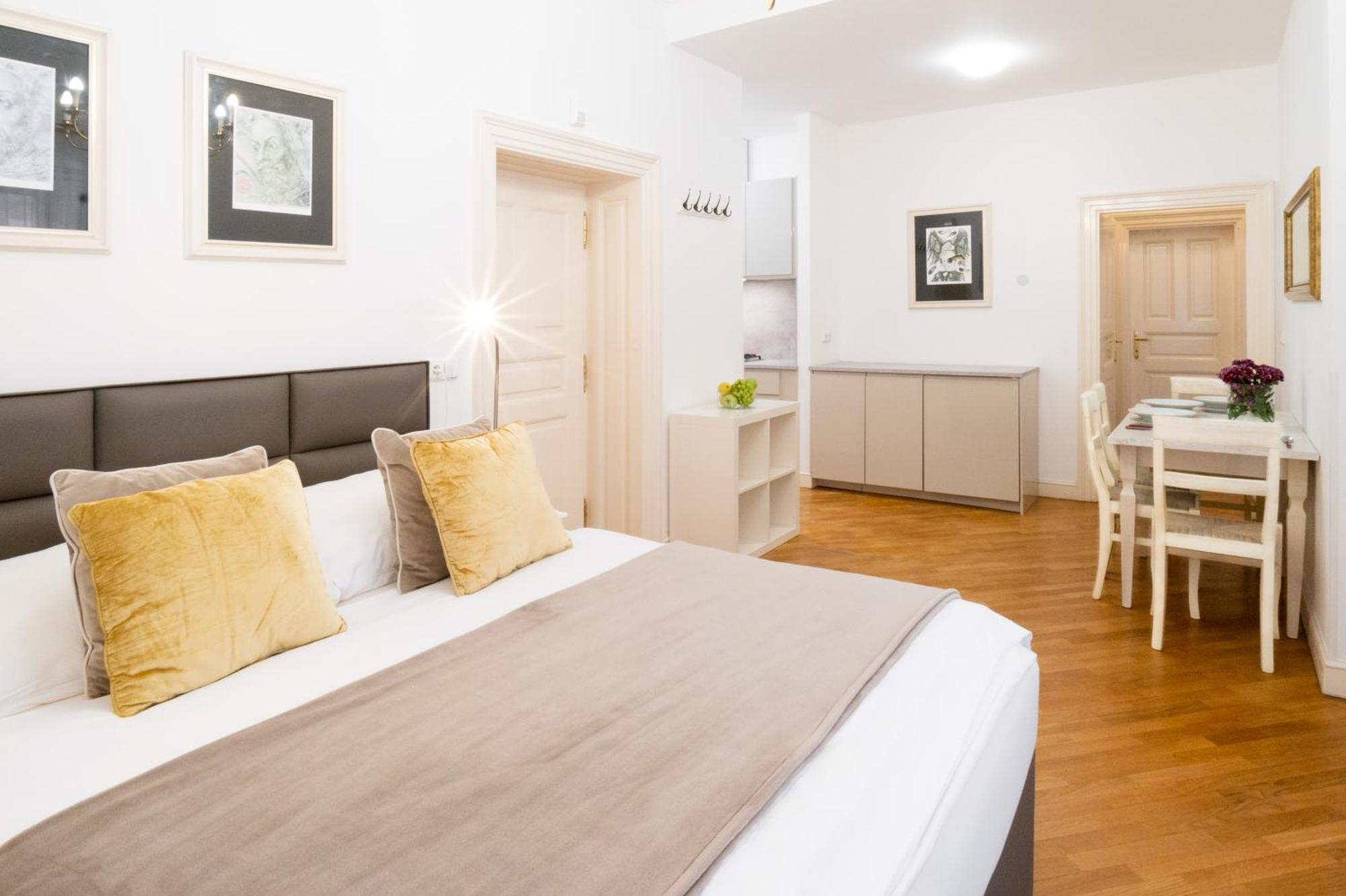 Prague Historic Center Apartments *